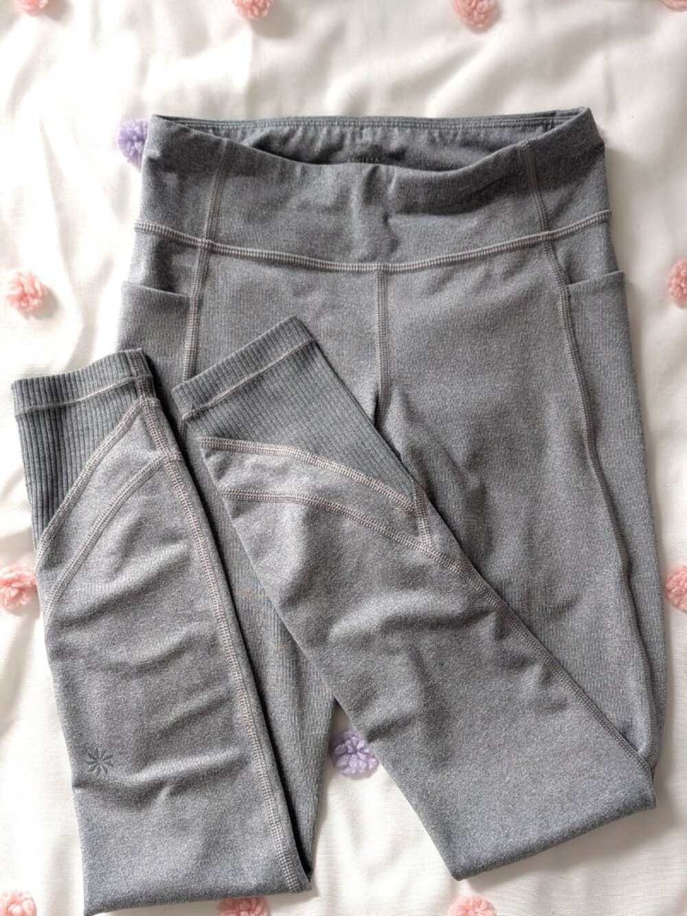 Athleta Girl M (8/10) grey Leggings